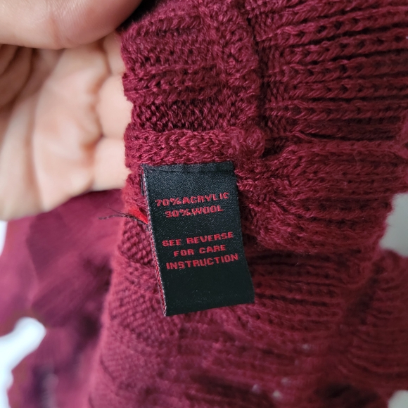 PENELOPE LEROY Chic Burgundy Ruffle Knit Cardigan - Picture 5 of 8